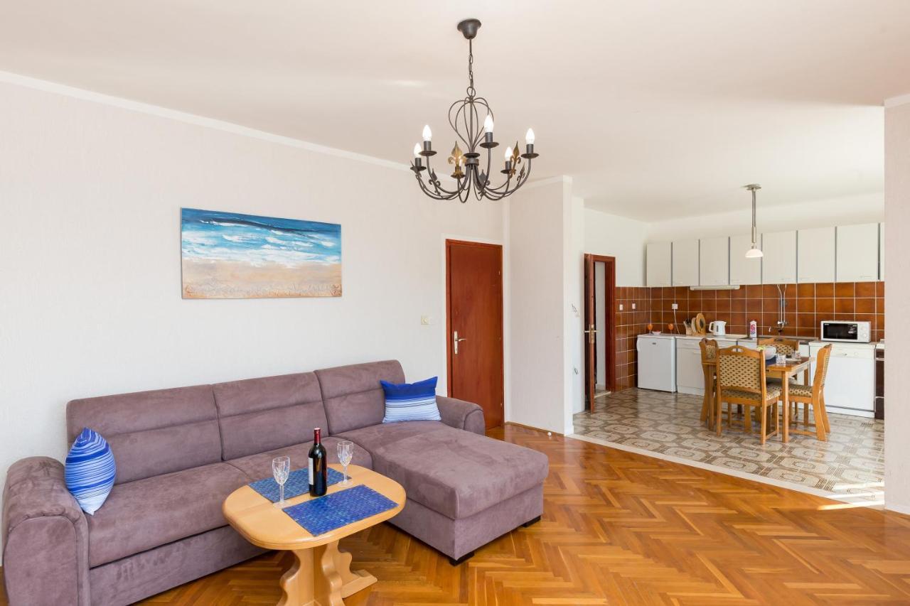 Apartments Villa Enzian Mlini Buitenkant foto